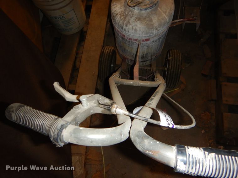 image for item GB9637 Paint Striper