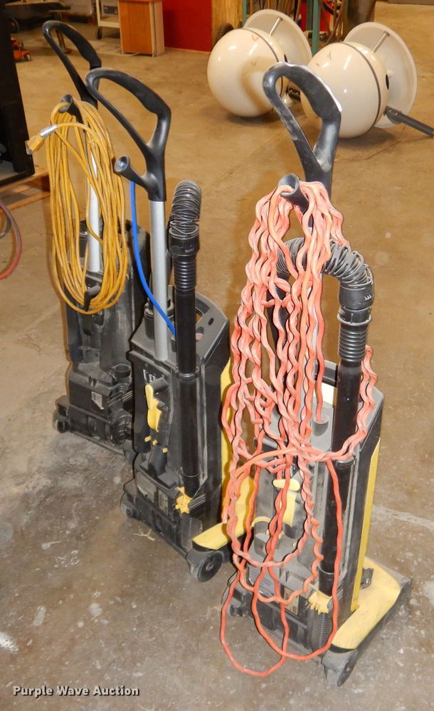 image for item GB9639 (3) vacuums