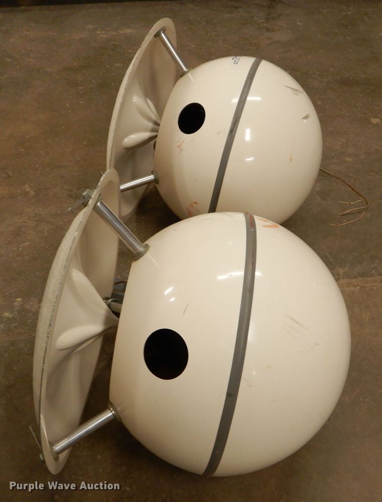 image for item GB9640 (2) speakers