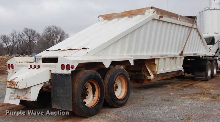 image for item GE9051 2014 Armorlite SBD-40 bottom dump trailer