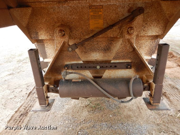 image for item GE9051 2014 Armorlite SBD-40 bottom dump trailer