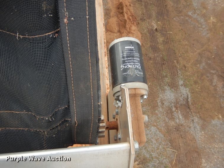 image for item GE9051 2014 Armorlite SBD-40 bottom dump trailer