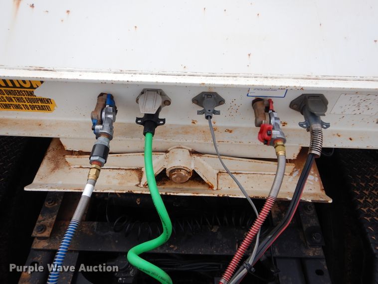 image for item GE9051 2014 Armorlite SBD-40 bottom dump trailer