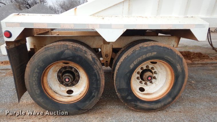 image for item GE9051 2014 Armorlite SBD-40 bottom dump trailer