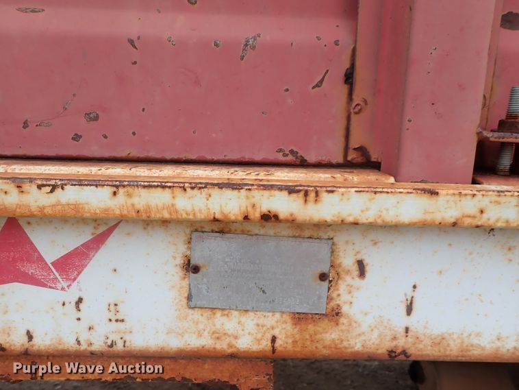 image for item GF9546 1972 Ford 600 dump flatbed truck