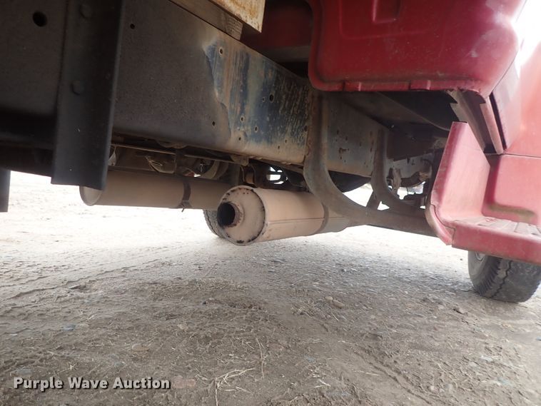 image for item GF9546 1972 Ford 600 dump flatbed truck