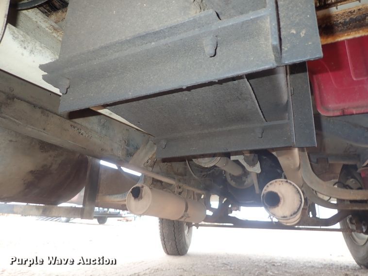 image for item GF9546 1972 Ford 600 dump flatbed truck