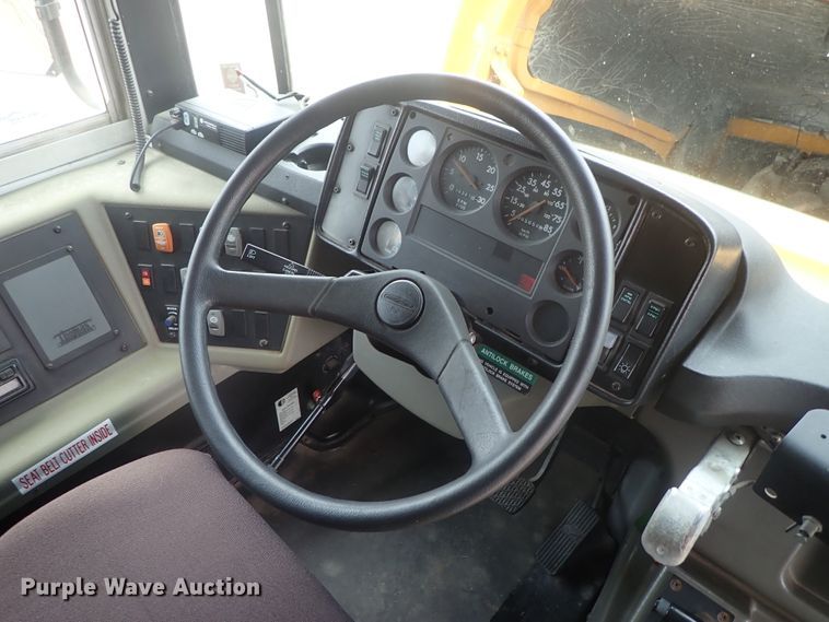 image for item GF9548 2000 Freightliner FS65 Thomas school bus