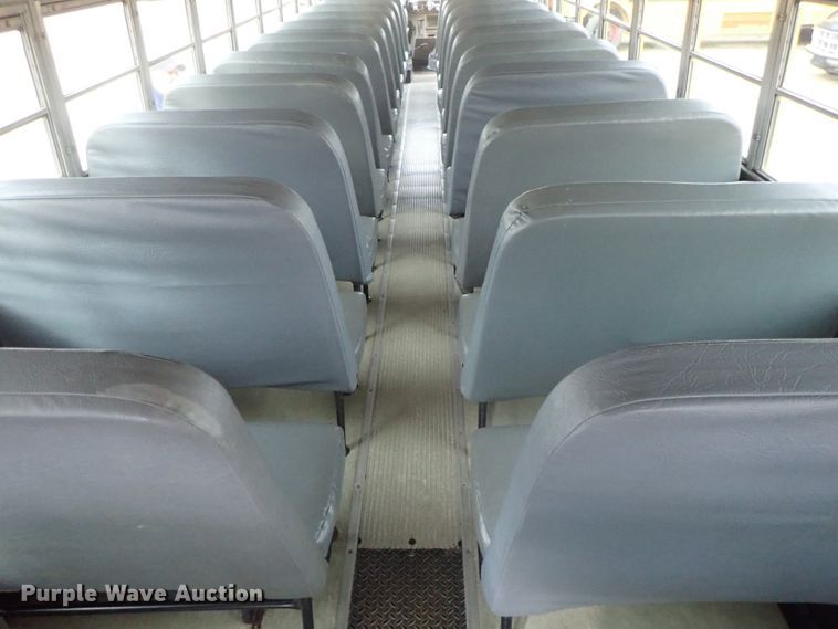 image for item GF9548 2000 Freightliner FS65 Thomas school bus