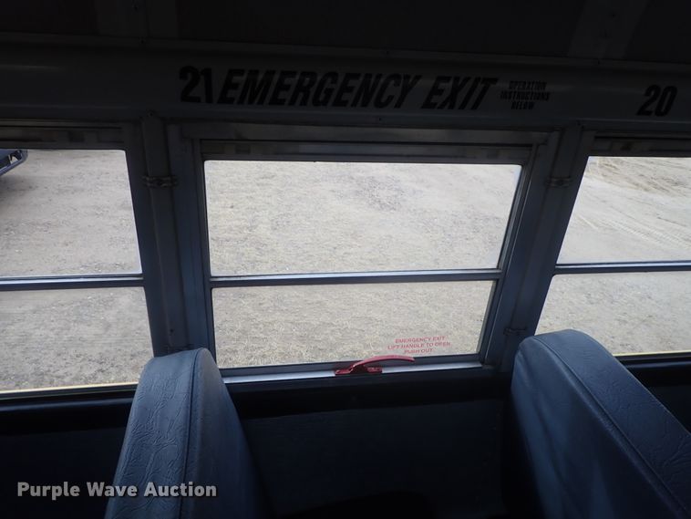 image for item GF9548 2000 Freightliner FS65 Thomas school bus