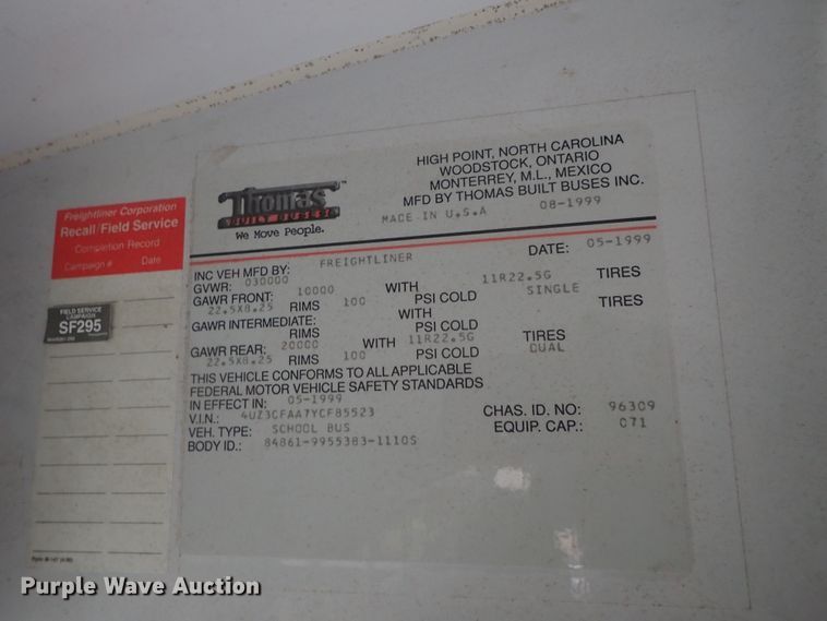 image for item GF9548 2000 Freightliner FS65 Thomas school bus