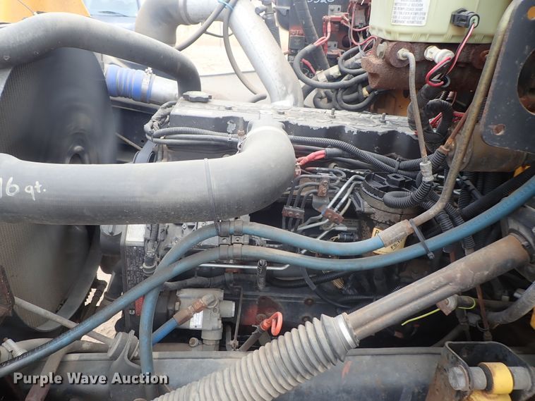 image for item GF9548 2000 Freightliner FS65 Thomas school bus