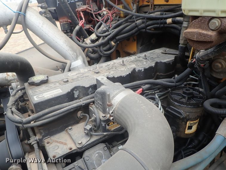 image for item GF9548 2000 Freightliner FS65 Thomas school bus