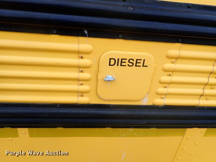 image for item GF9548 2000 Freightliner FS65 Thomas school bus