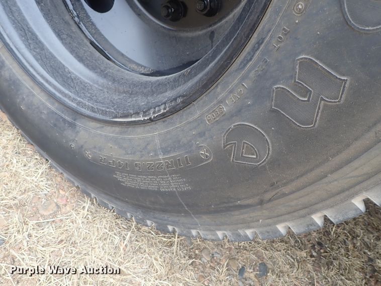 image for item GF9548 2000 Freightliner FS65 Thomas school bus