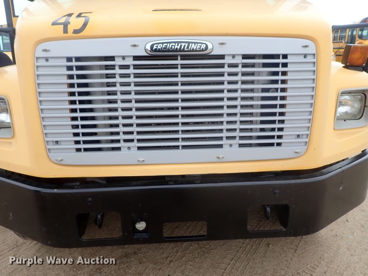 image for item GF9548 2000 Freightliner FS65 Thomas school bus