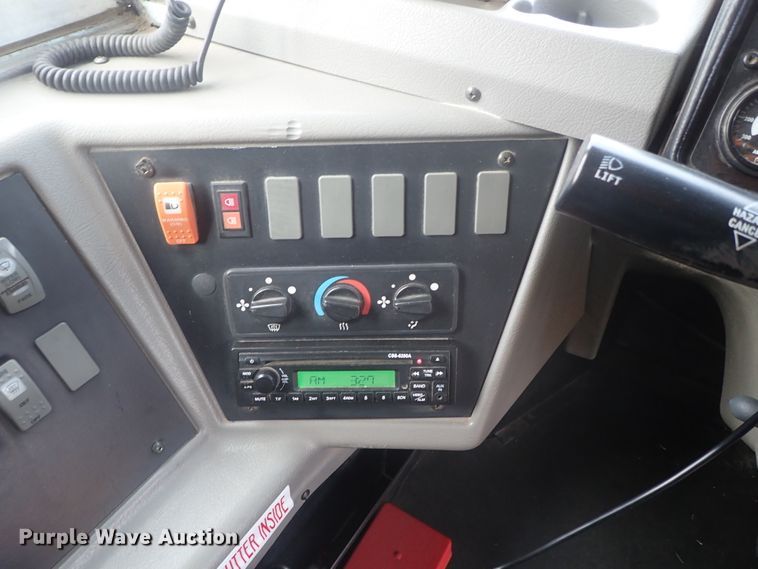 image for item GF9549 2005 Freightliner FS65 Thomas school bus