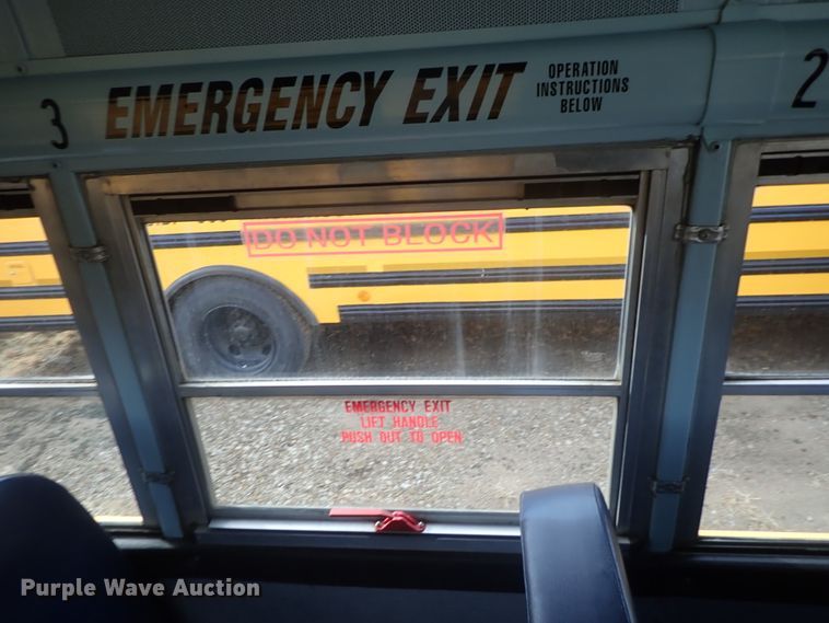 image for item GF9549 2005 Freightliner FS65 Thomas school bus