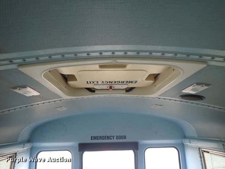 image for item GF9549 2005 Freightliner FS65 Thomas school bus