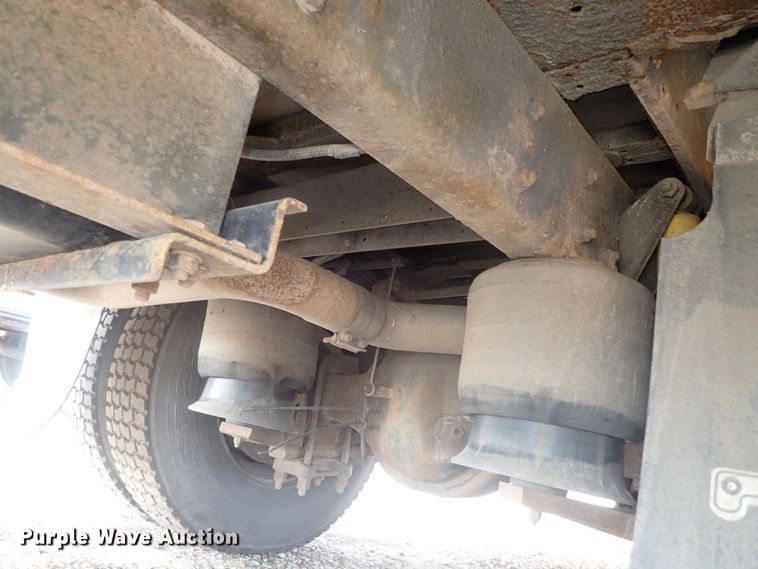 image for item GF9549 2005 Freightliner FS65 Thomas school bus