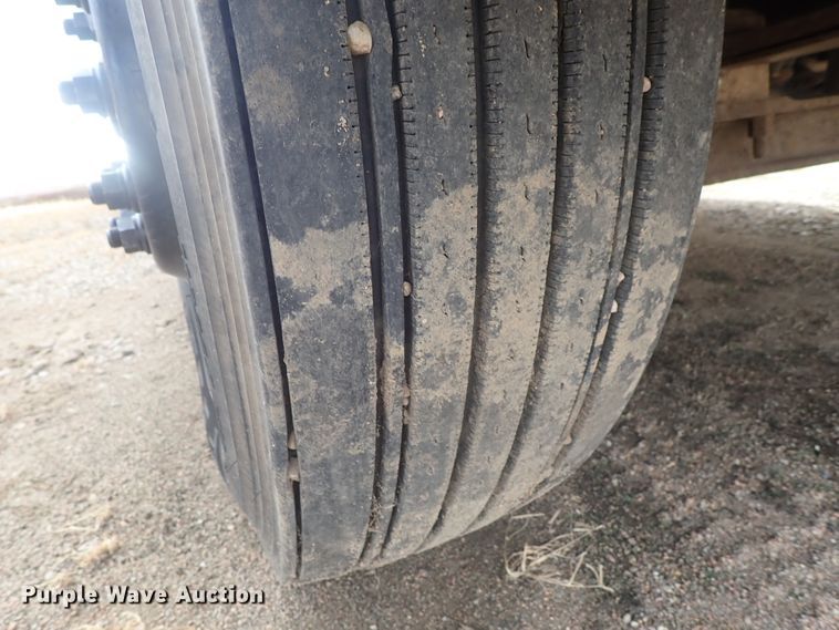 image for item GF9549 2005 Freightliner FS65 Thomas school bus