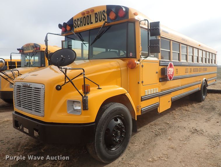 image for item GF9550 2005 Freightliner FS65 Thomas school bus