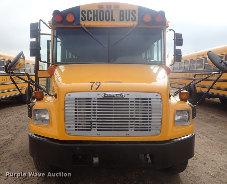 image for item GF9550 2005 Freightliner FS65 Thomas school bus