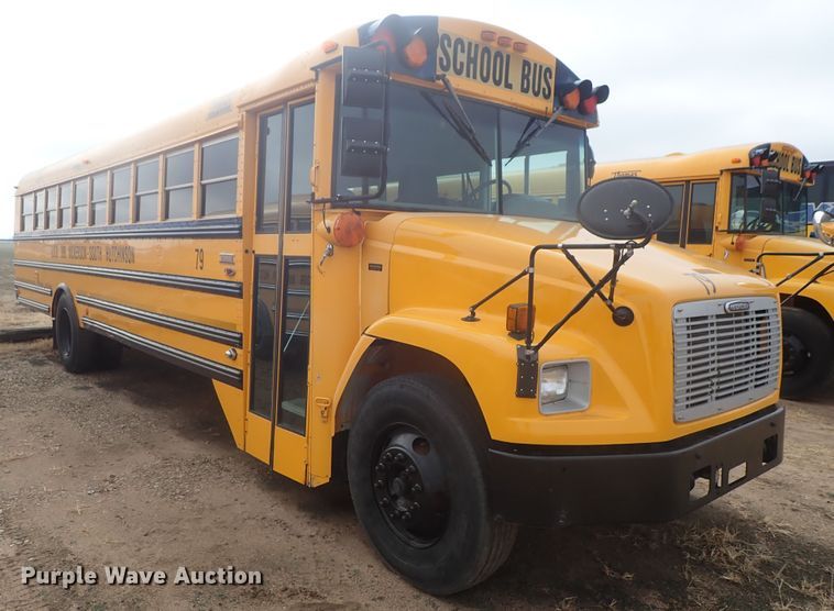 image for item GF9550 2005 Freightliner FS65 Thomas school bus