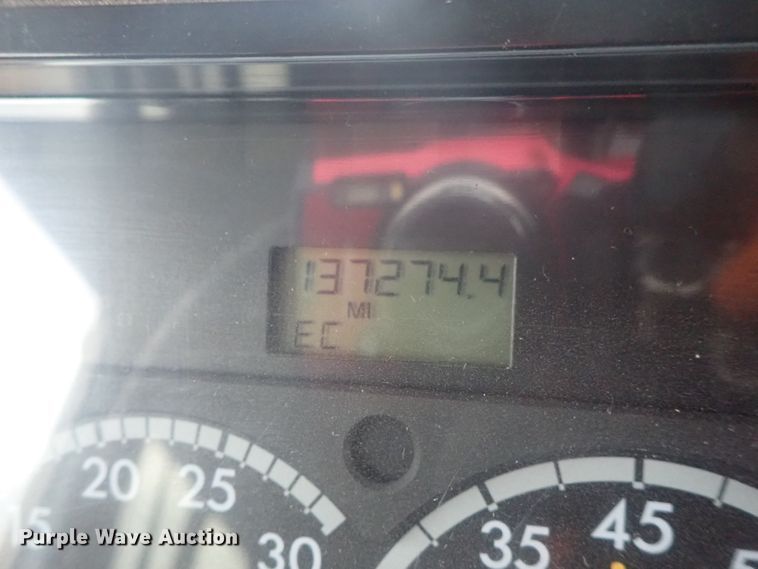 image for item GF9550 2005 Freightliner FS65 Thomas school bus