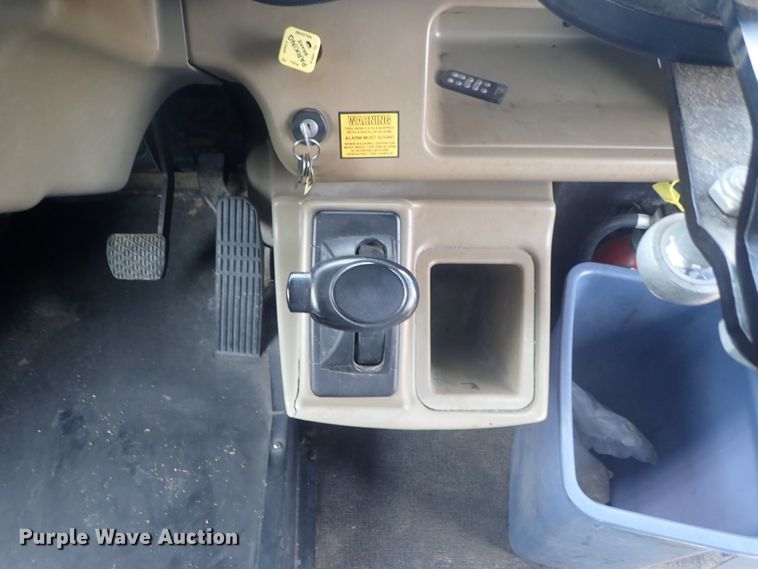 image for item GF9550 2005 Freightliner FS65 Thomas school bus