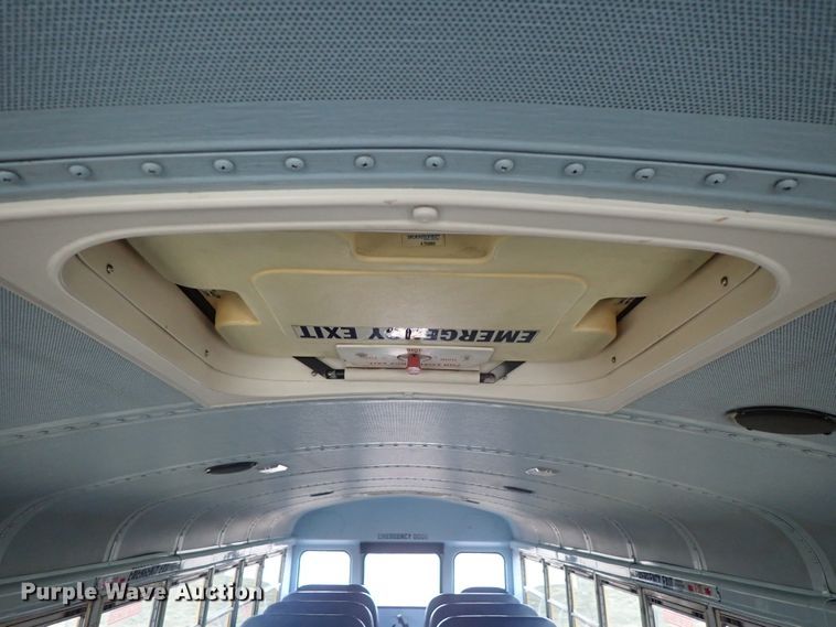 image for item GF9550 2005 Freightliner FS65 Thomas school bus