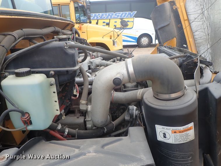 image for item GF9550 2005 Freightliner FS65 Thomas school bus