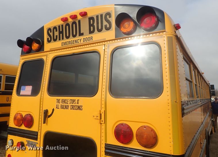 image for item GF9550 2005 Freightliner FS65 Thomas school bus