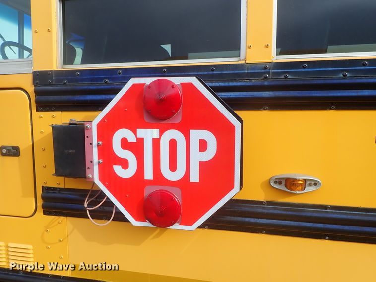 image for item GF9550 2005 Freightliner FS65 Thomas school bus