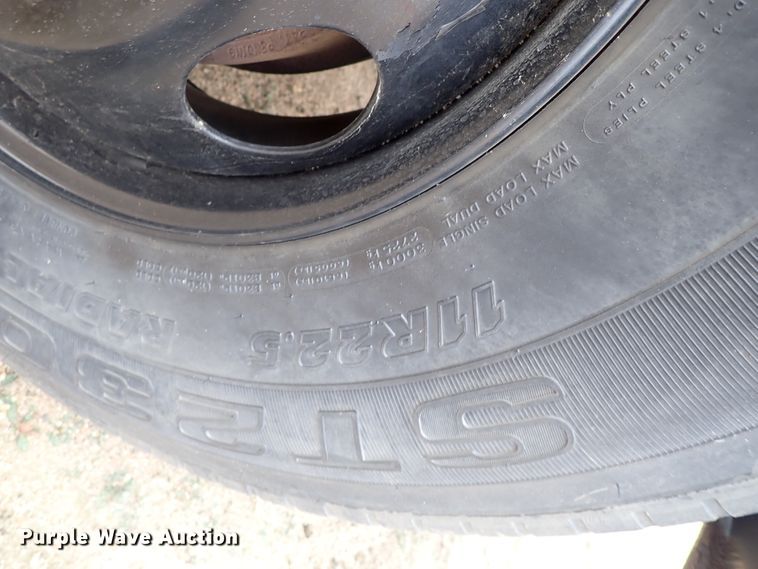 image for item GF9550 2005 Freightliner FS65 Thomas school bus