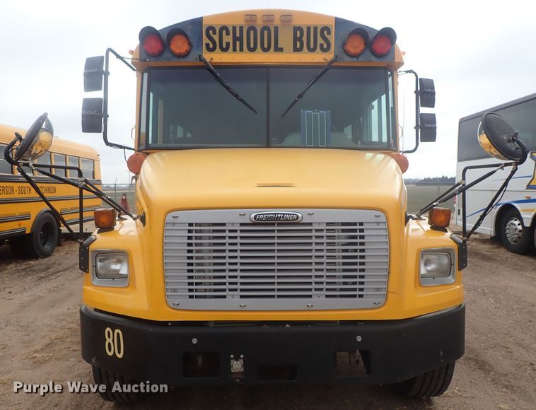 image for item GF9551 2005 Freightliner FS65 Thomas school bus