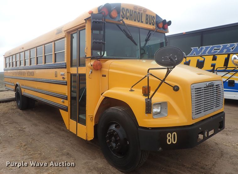 image for item GF9551 2005 Freightliner FS65 Thomas school bus