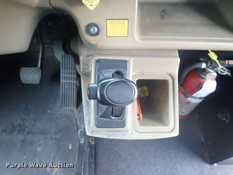 image for item GF9551 2005 Freightliner FS65 Thomas school bus