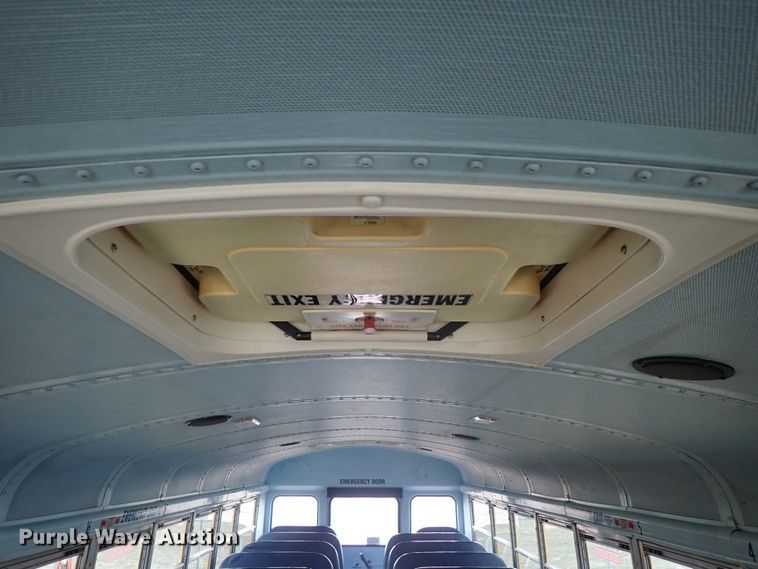 image for item GF9551 2005 Freightliner FS65 Thomas school bus