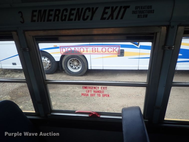 image for item GF9551 2005 Freightliner FS65 Thomas school bus