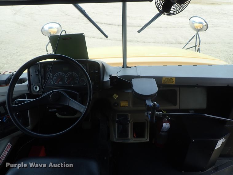 image for item GF9551 2005 Freightliner FS65 Thomas school bus