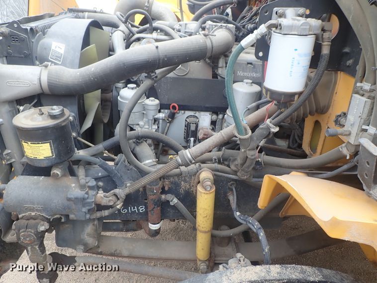 image for item GF9551 2005 Freightliner FS65 Thomas school bus