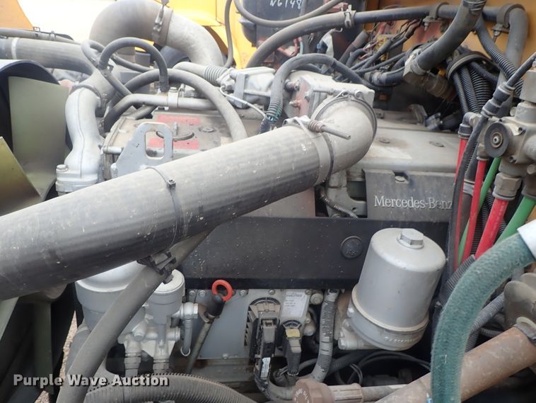 image for item GF9551 2005 Freightliner FS65 Thomas school bus