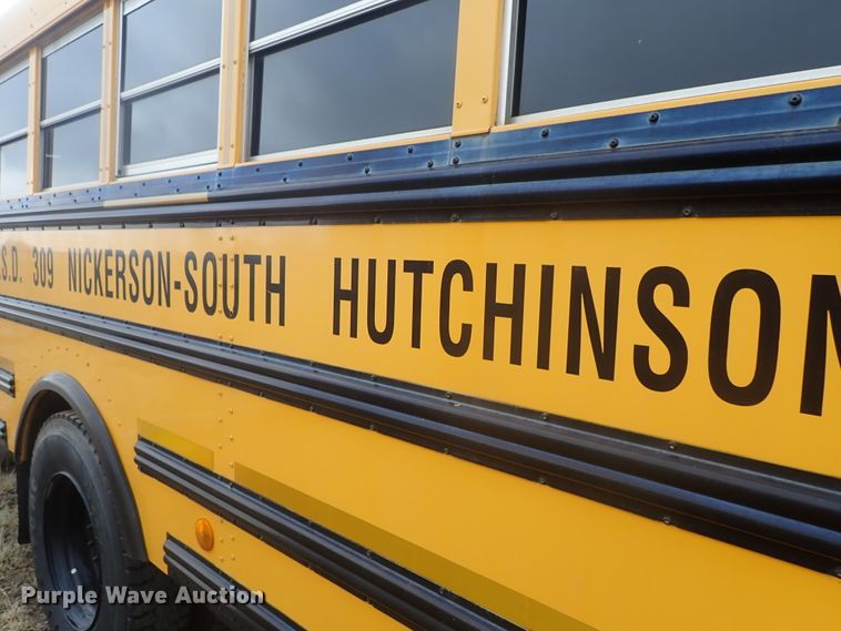 image for item GF9551 2005 Freightliner FS65 Thomas school bus