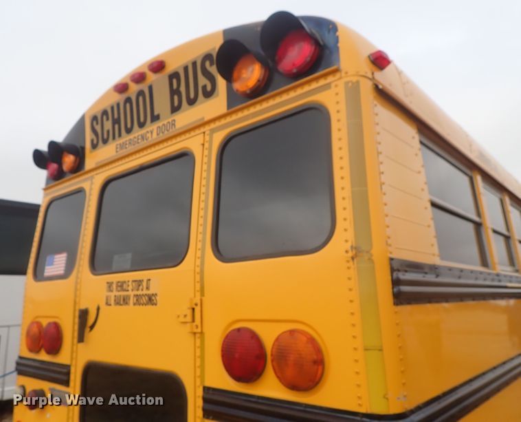 image for item GF9551 2005 Freightliner FS65 Thomas school bus