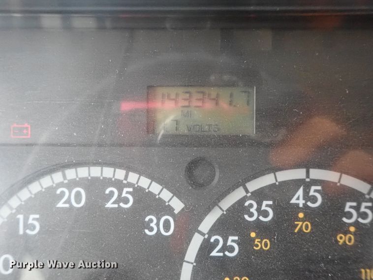 image for item GF9551 2005 Freightliner FS65 Thomas school bus