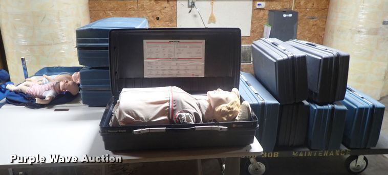 image for item GF9561 (17) CPR manikins