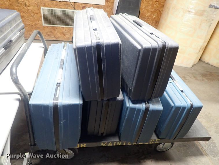 image for item GF9561 (17) CPR manikins