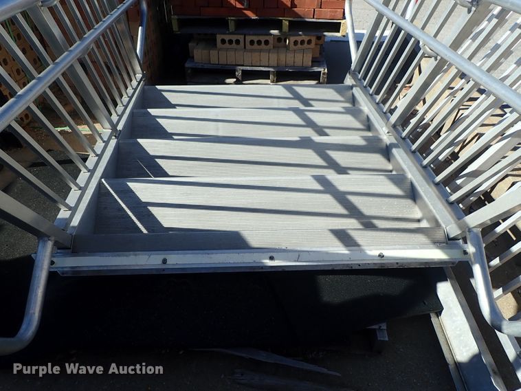 image for item GF9635 Aluminum ramp