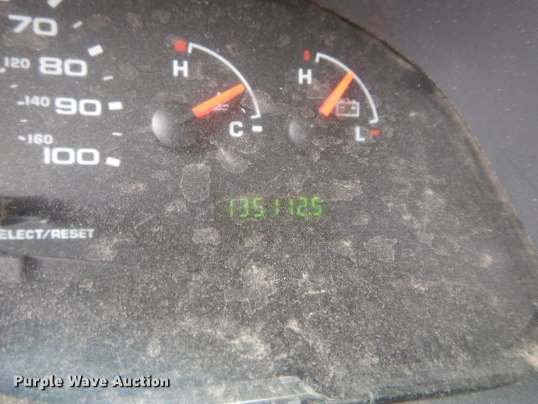 image for item GF9987 2008 Ford Econoline E450 shuttle bus